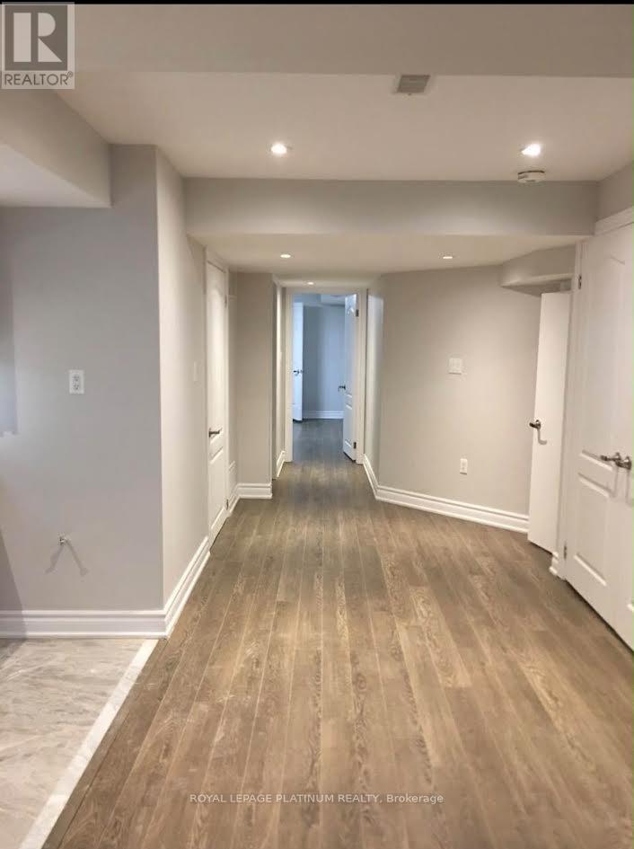 BSMT - 11 OXENDON ROAD, brampton (northwest brampton), Ontario