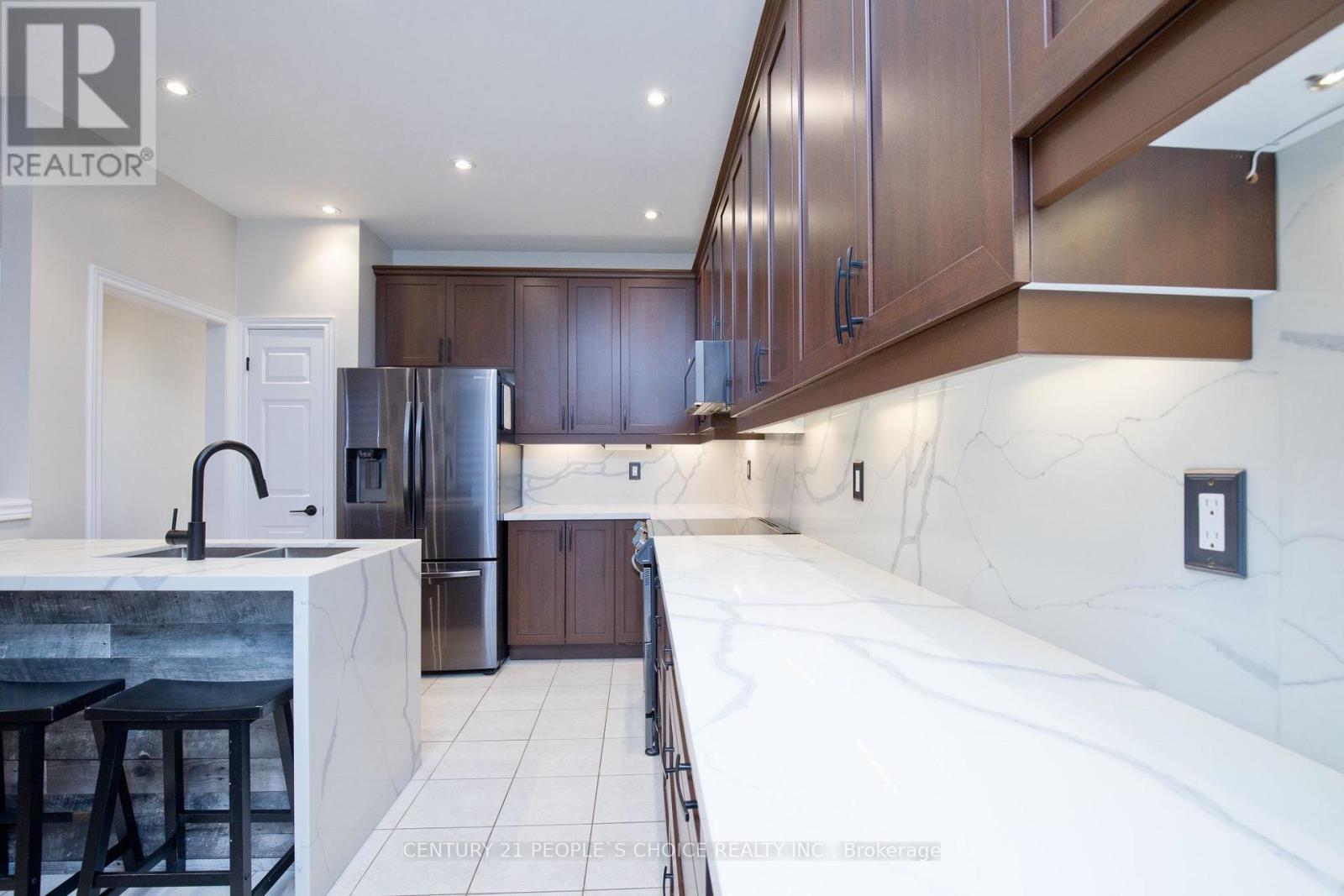 58 Collingwood Avenue, Brampton (Snelgrove), Ontario  L7A 1L7 - Photo 11 - W13834890