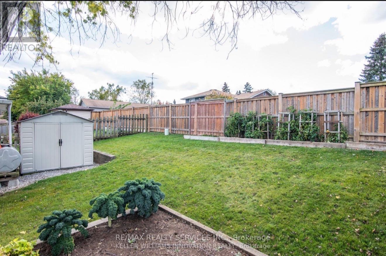315 Elliot Street, Cambridge, Ontario  N1R 2L6 - Photo 2 - X13775202