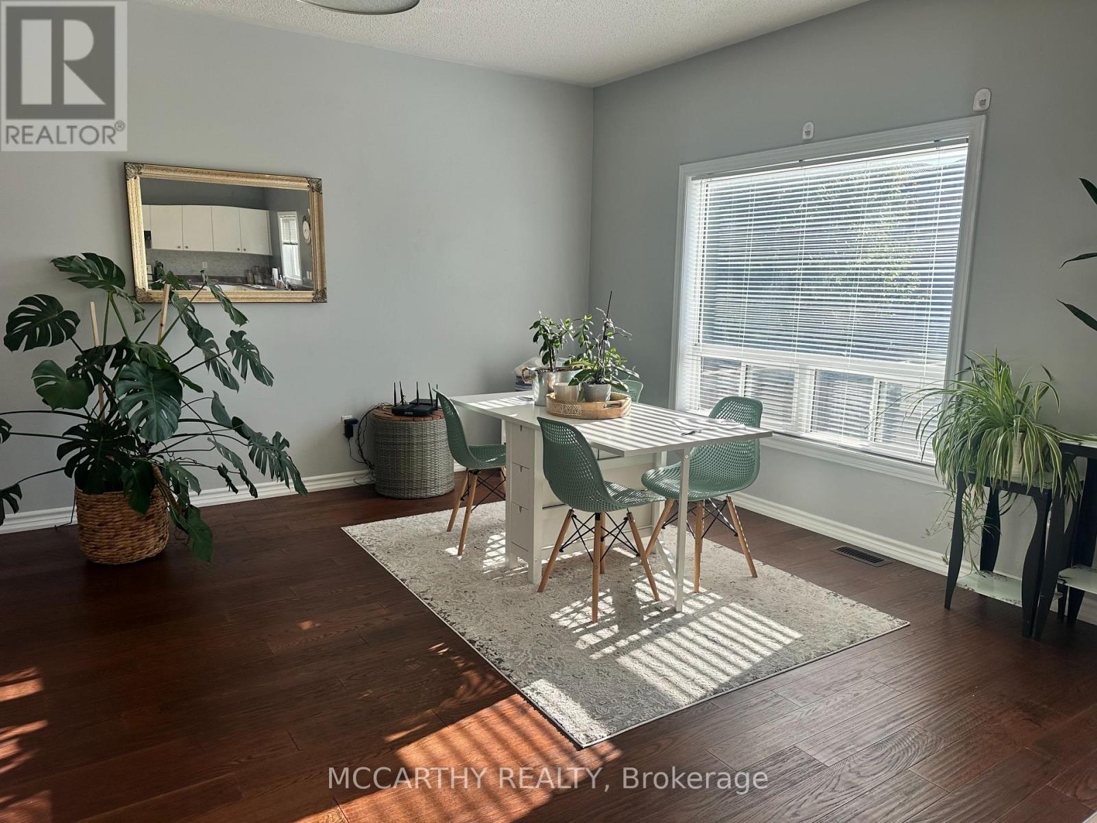 516 DAVIS DRIVE, Shelburne, Ontario