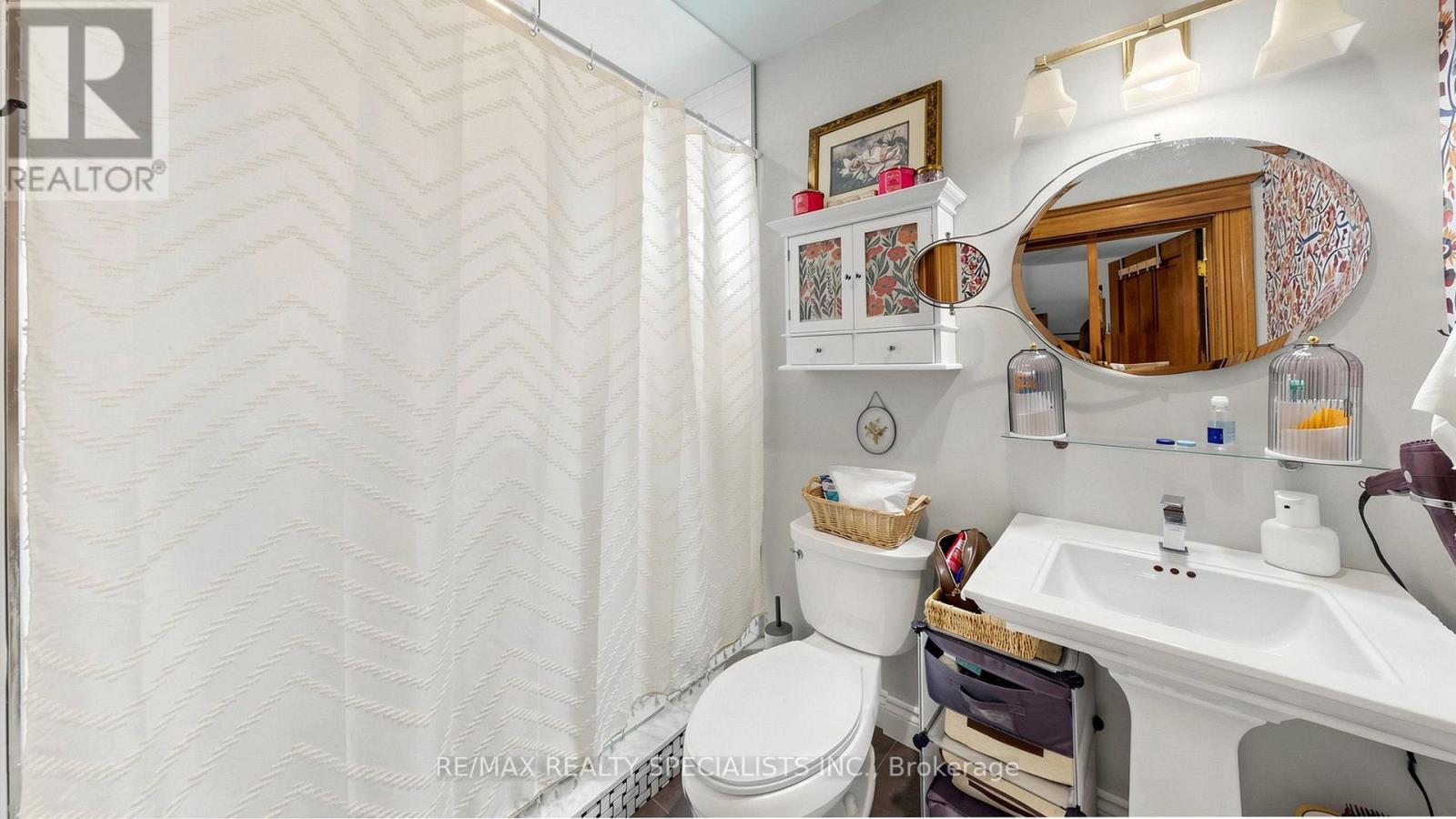 1316 King Street E, Hamilton (Delta), Ontario  L8M 1H3 - Photo 12 - X13834820
