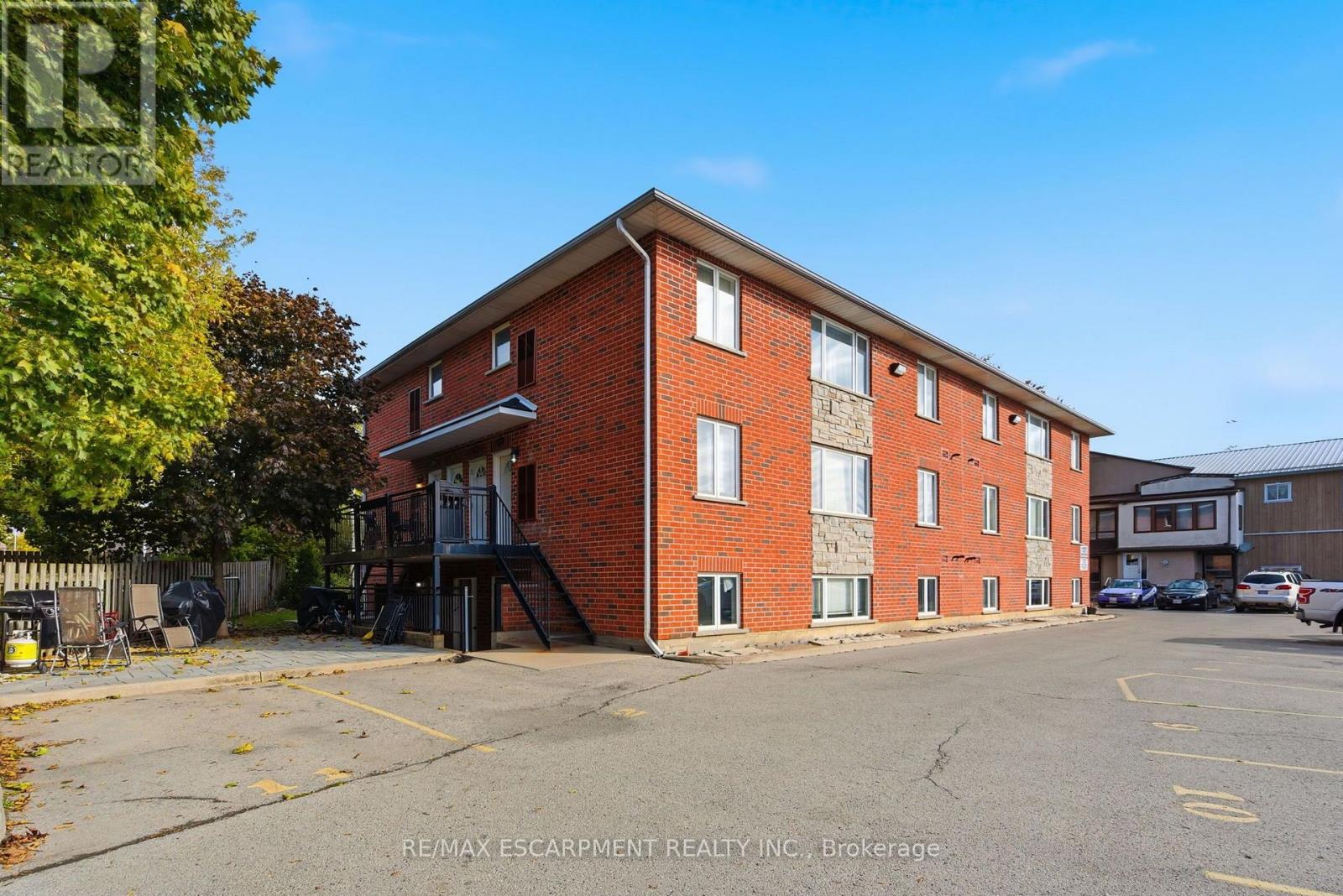 302 - 111 Smits Cove, West Lincoln (Smithville), Ontario  L0R 2A0 - Photo 2 - X13834842