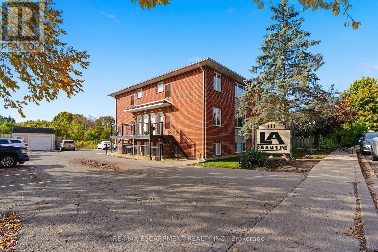 302 - 111 Smits Cove, West Lincoln (Smithville), Ontario  L0R 2A0 - Photo 3 - X13834842