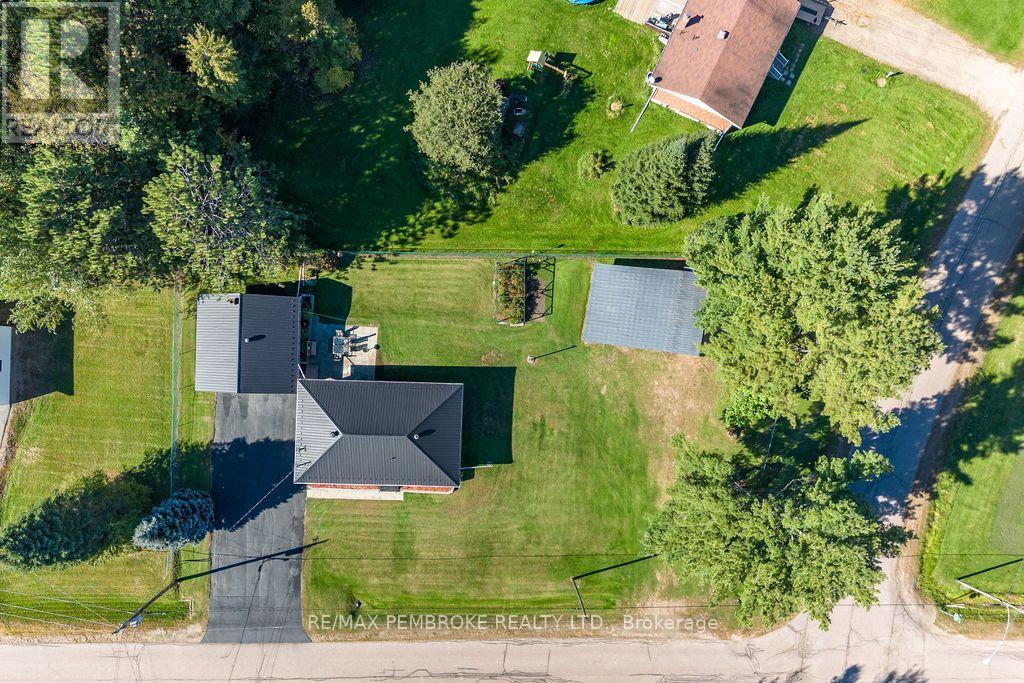 41 Centre Street W, Petawawa, Ontario  K8A 7E8 - Photo 44 - X13834228