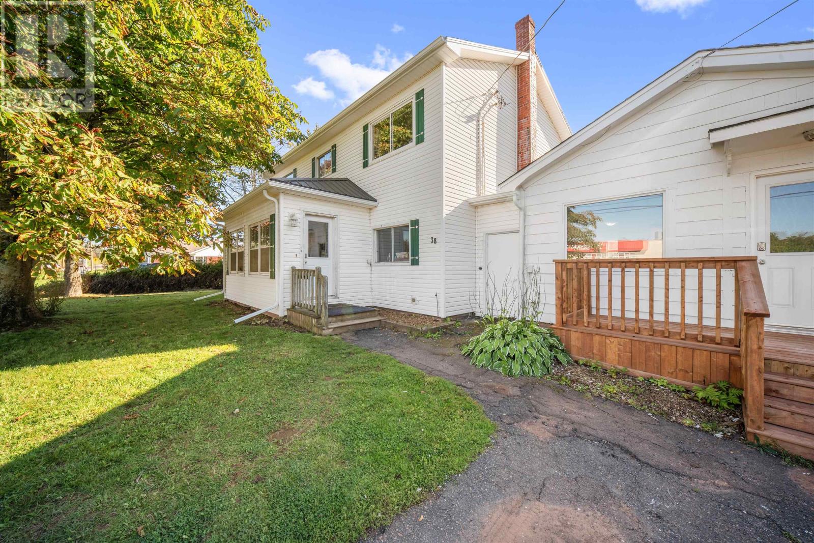 38 Broadway Street, Kensington, Prince Edward Island  C0B 1M0 - Photo 1 - 202624510