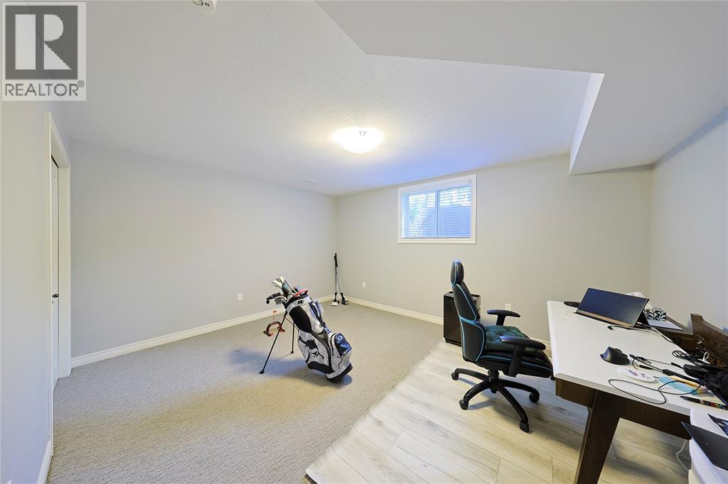 229 Meadowlark Lane, Sarnia, Ontario  N7S 0B6 - Photo 17 - 26023706