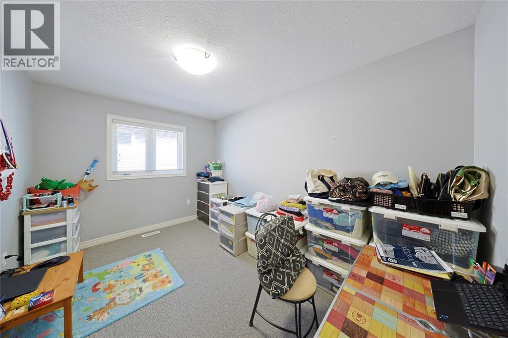 229 Meadowlark Lane, Sarnia, Ontario  N7S 0B6 - Photo 10 - 26023706
