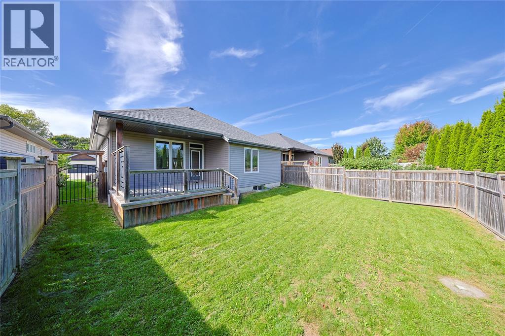 229 Meadowlark Lane, Sarnia, Ontario  N7S 0B6 - Photo 23 - 26023706