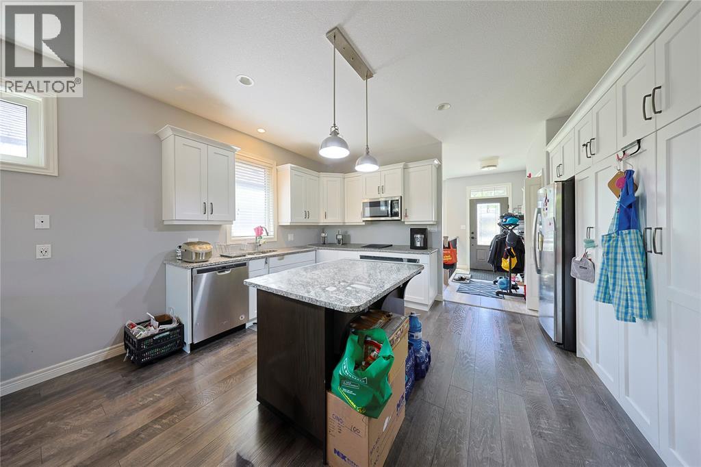 229 Meadowlark Lane, Sarnia, Ontario  N7S 0B6 - Photo 14 - 26023706