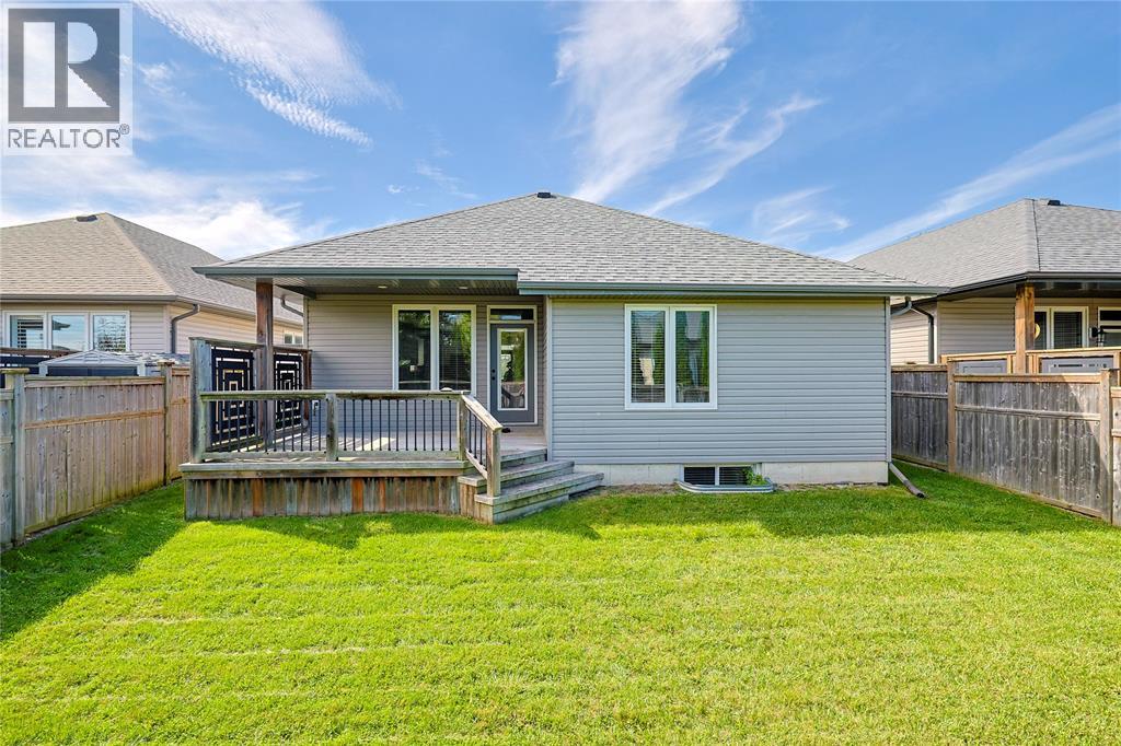 229 Meadowlark Lane, Sarnia, Ontario  N7S 0B6 - Photo 22 - 26023706