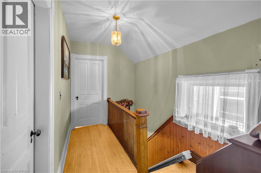 113 Sydenham Street, Brantford, Ontario  N3R 3Y7 - Photo 25 - 40865455