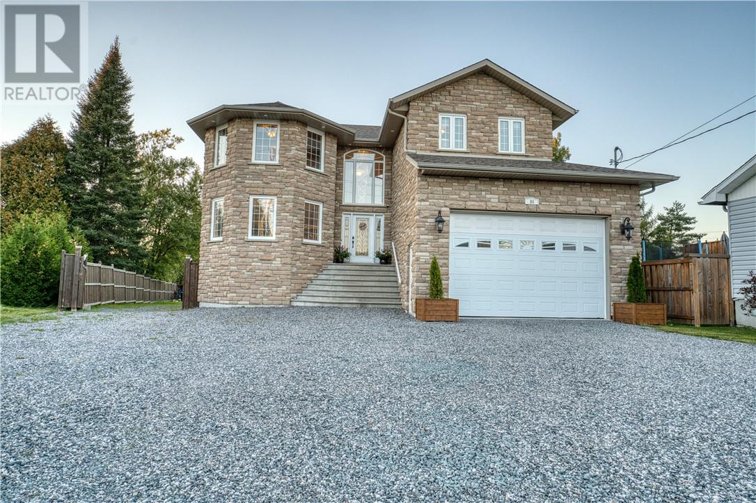 36 Riverside Drive, Wahnapitae, Ontario  P0M 3C0 - Photo 1 - 2130649