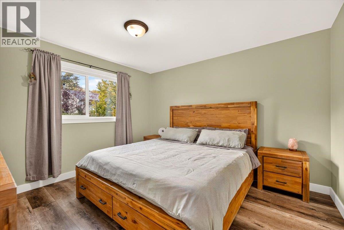 36 Mt Trinity Avenue, Fernie, British Columbia  V0B 1M3 - Photo 27 - 10402017