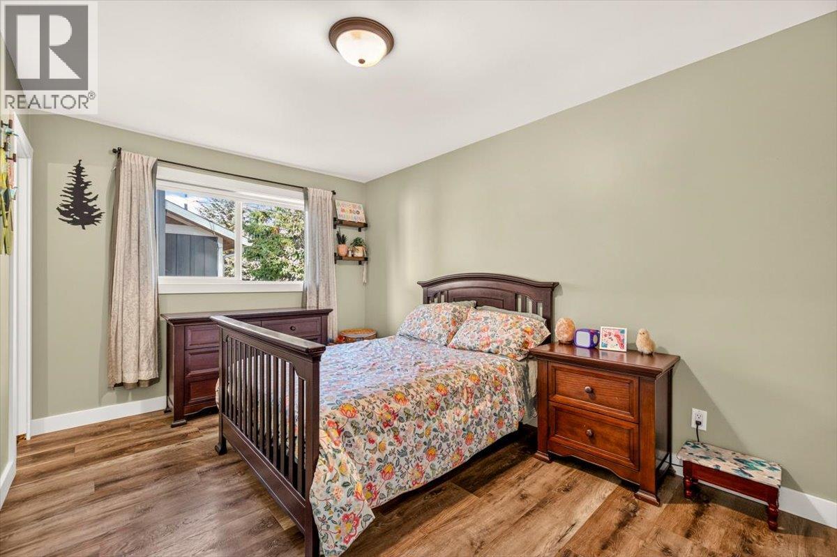 36 Mt Trinity Avenue, Fernie, British Columbia  V0B 1M3 - Photo 35 - 10402017