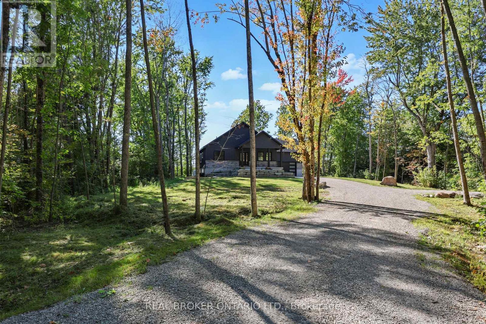 35 Young Street, Kawartha Lakes, Ontario  L0K 1W0 - Photo 2 - X13830320