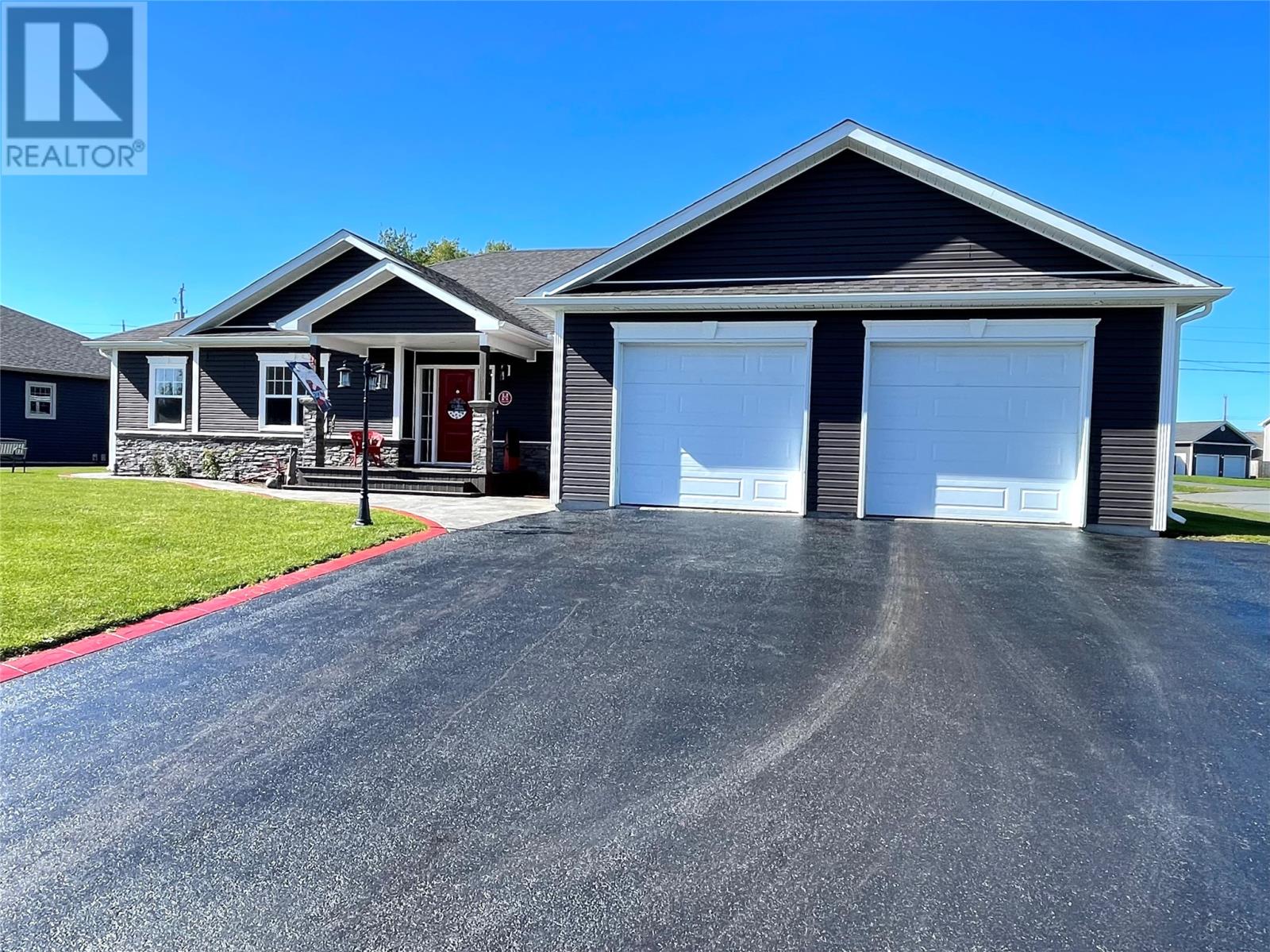 8 Ivanys Road, Grand Falls-Windsor — photo 5