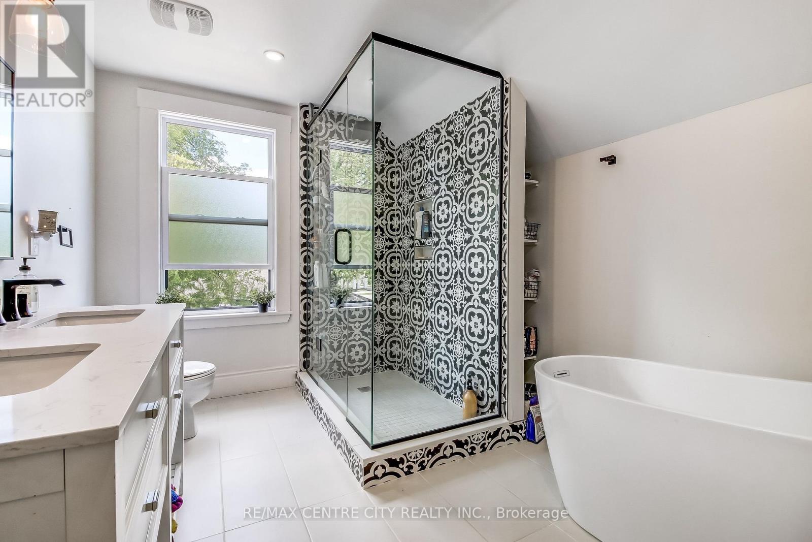71 Wilson Avenue, St. Thomas, Ontario  N5R 3R1 - Photo 17 - X13834952