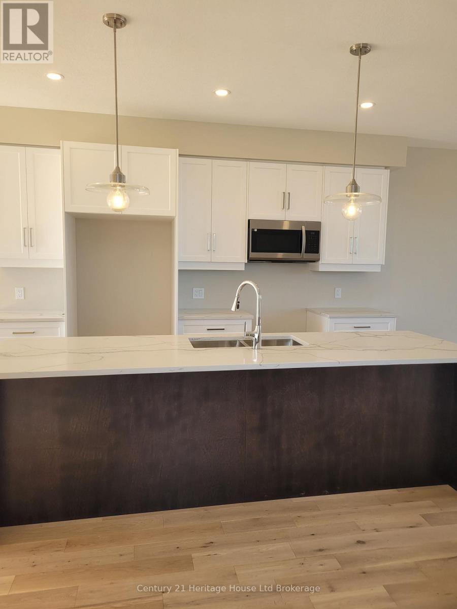 304 Kading Crescent, Woodstock, Ontario  N4S 0G6 - Photo 9 - X13006190