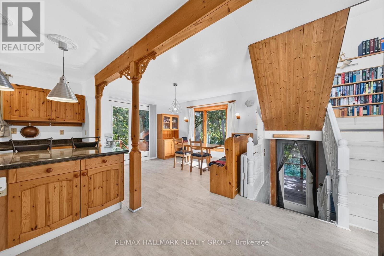 7524 Flewellyn Road, Ottawa, Ontario  K2S 1B6 - Photo 8 - X13835208
