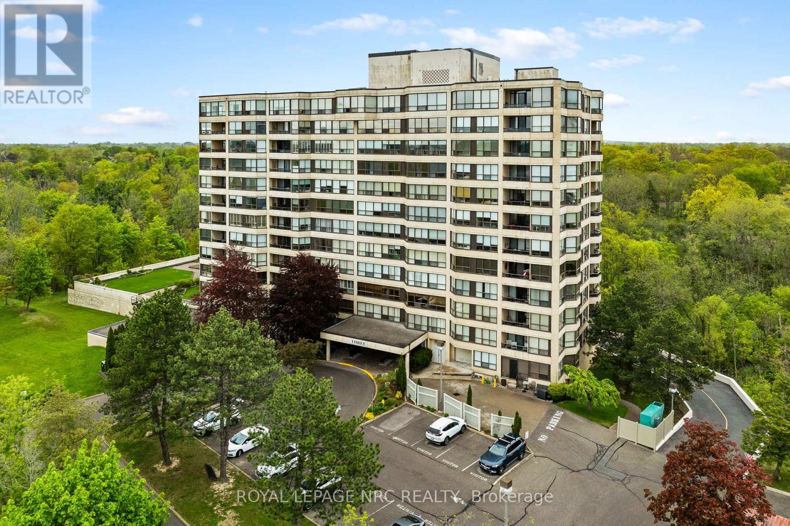 Ph6 - 3 Towering Heights Boulevard, St. Catharines, Ontario  L2T 4A4 - Photo 2 - X13835194