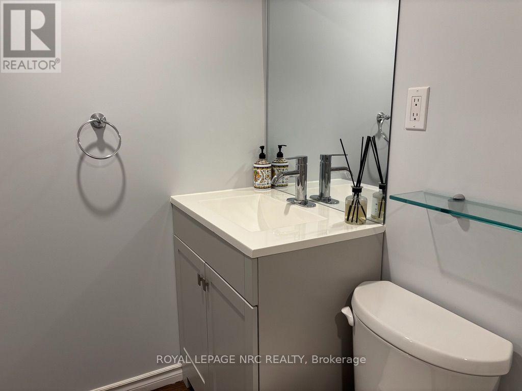 11 Rebecca Street, St. Catharines, Ontario  L2S 2G7 - Photo 13 - X13835202