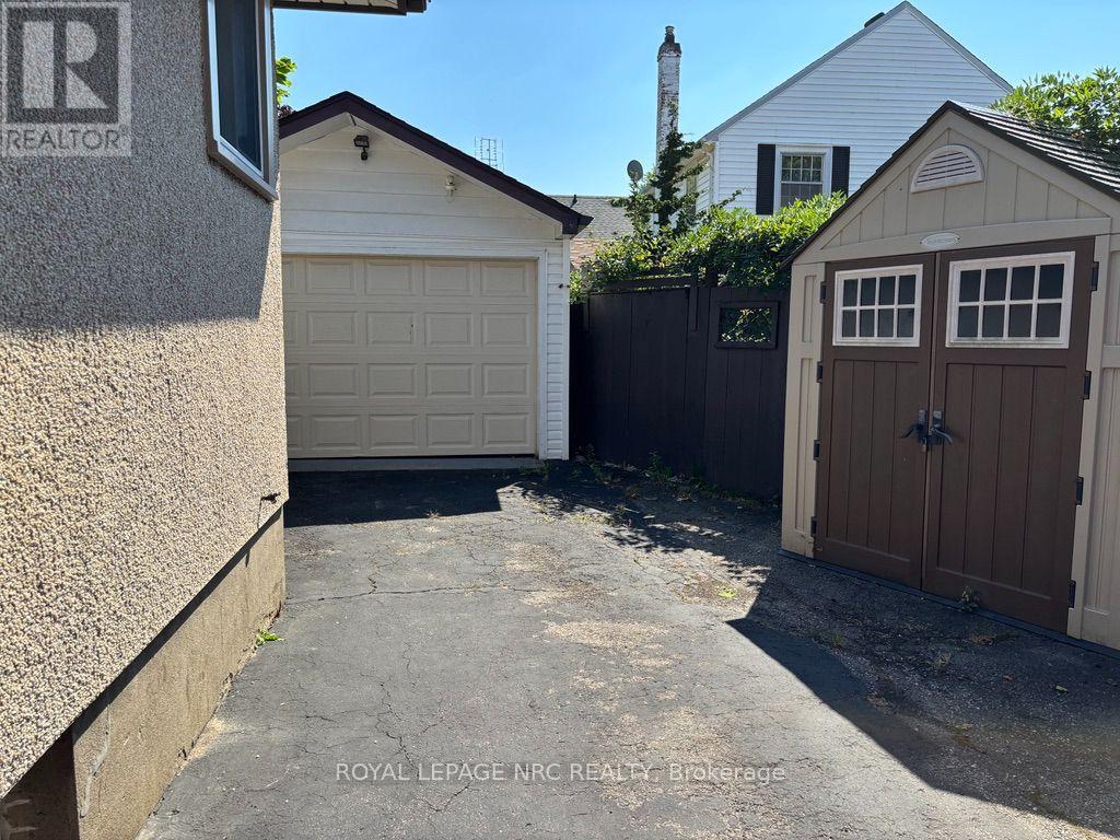 11 Rebecca Street, St. Catharines, Ontario  L2S 2G7 - Photo 2 - X13835202