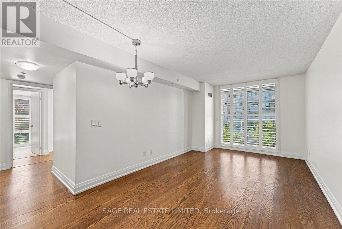W204 - 565 Wilsom Avenue, Toronto (Clanton Park), Ontario  M3H 0C6 - Photo 10 - C13835214
