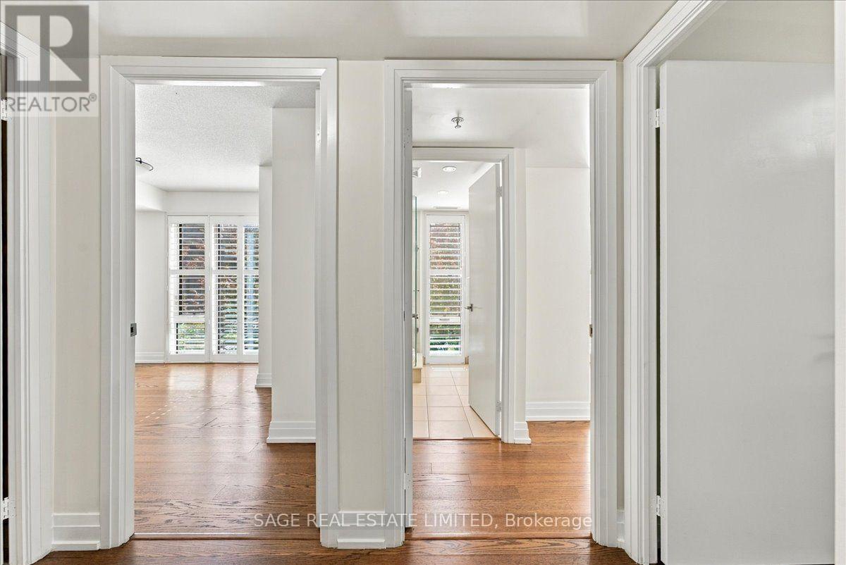 W204 - 565 Wilsom Avenue, Toronto (Clanton Park), Ontario  M3H 0C6 - Photo 15 - C13835214