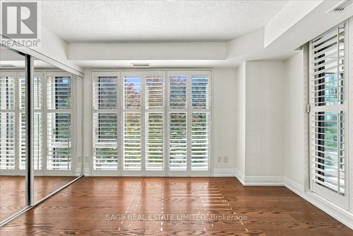 W204 - 565 Wilsom Avenue, Toronto (Clanton Park), Ontario  M3H 0C6 - Photo 18 - C13835214