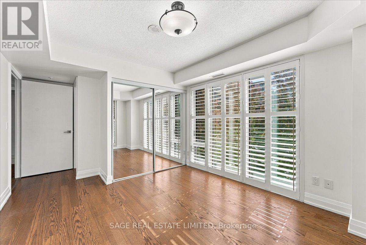 W204 - 565 Wilsom Avenue, Toronto (Clanton Park), Ontario  M3H 0C6 - Photo 19 - C13835214