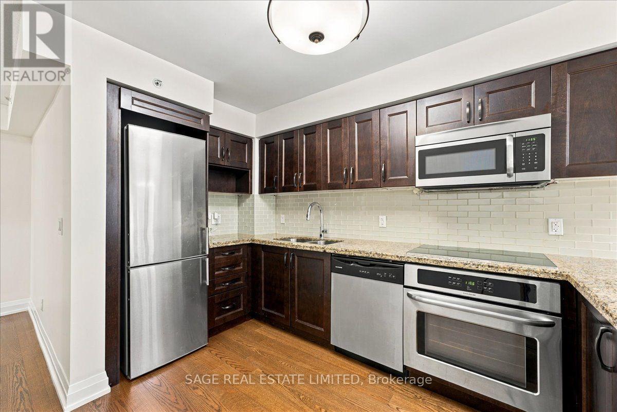W204 - 565 Wilsom Avenue, Toronto (Clanton Park), Ontario  M3H 0C6 - Photo 6 - C13835214