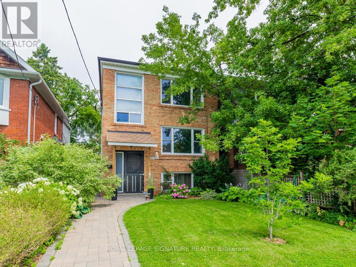 UPPER - 277 WYCHWOOD AVENUE, toronto (humewood-cedarvale), Ontario