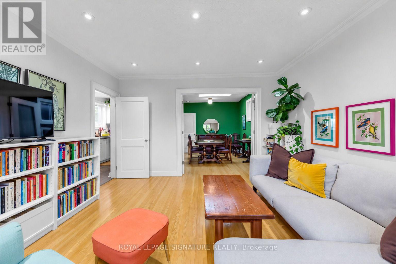 Upper - 277 Wychwood Avenue, Toronto (Humewood-Cedarvale), Ontario  M6C 2T6 - Photo 5 - C13835226