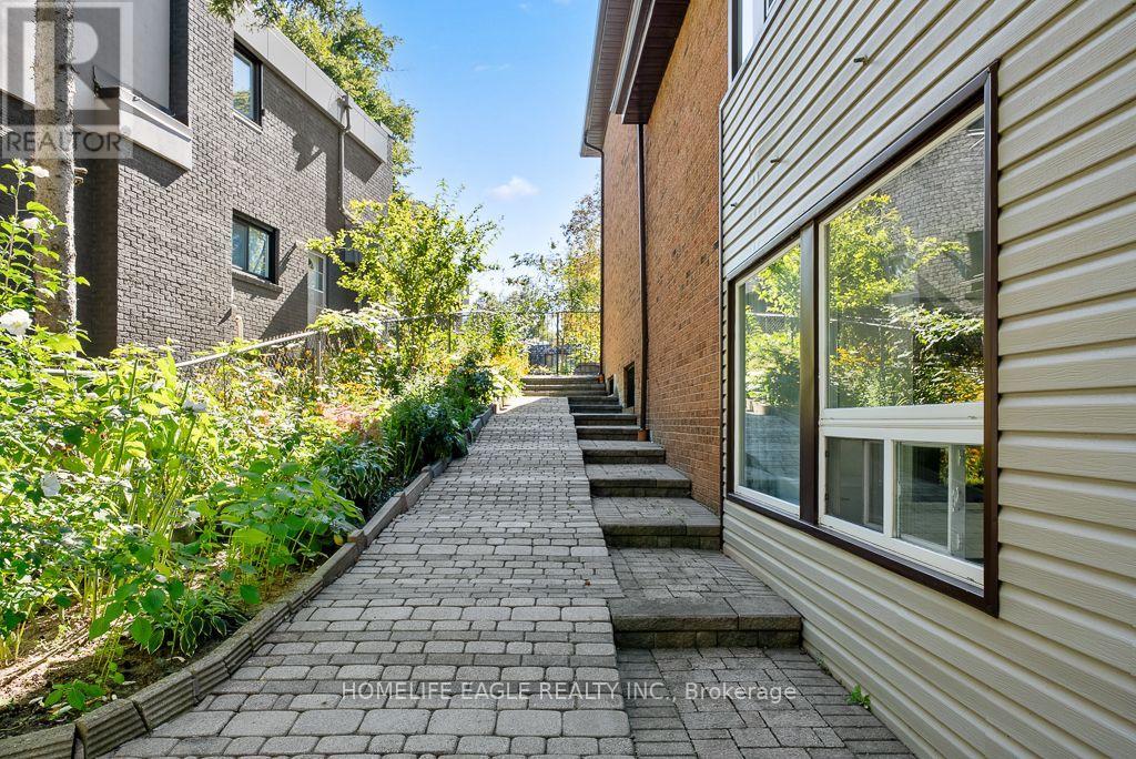 23 Janus Court, Toronto, Ontario  M2H 1S3 - Photo 49 - C13823758