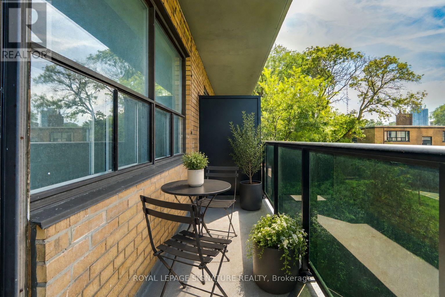 203 - 15 Gamble Avenue, Toronto, Ontario  M4K 2H3 - Photo 7 - E13835040