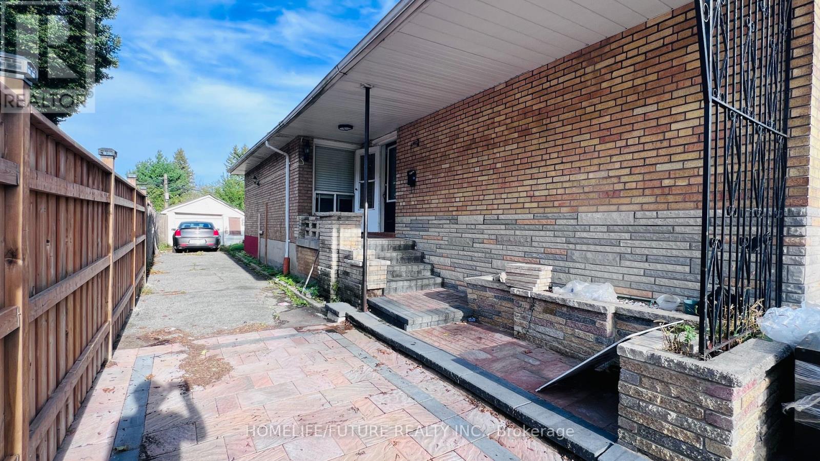 Main - 7 Perivale Crescent, Toronto, Ontario  M1J 2B9 - Photo 10 - E13835072