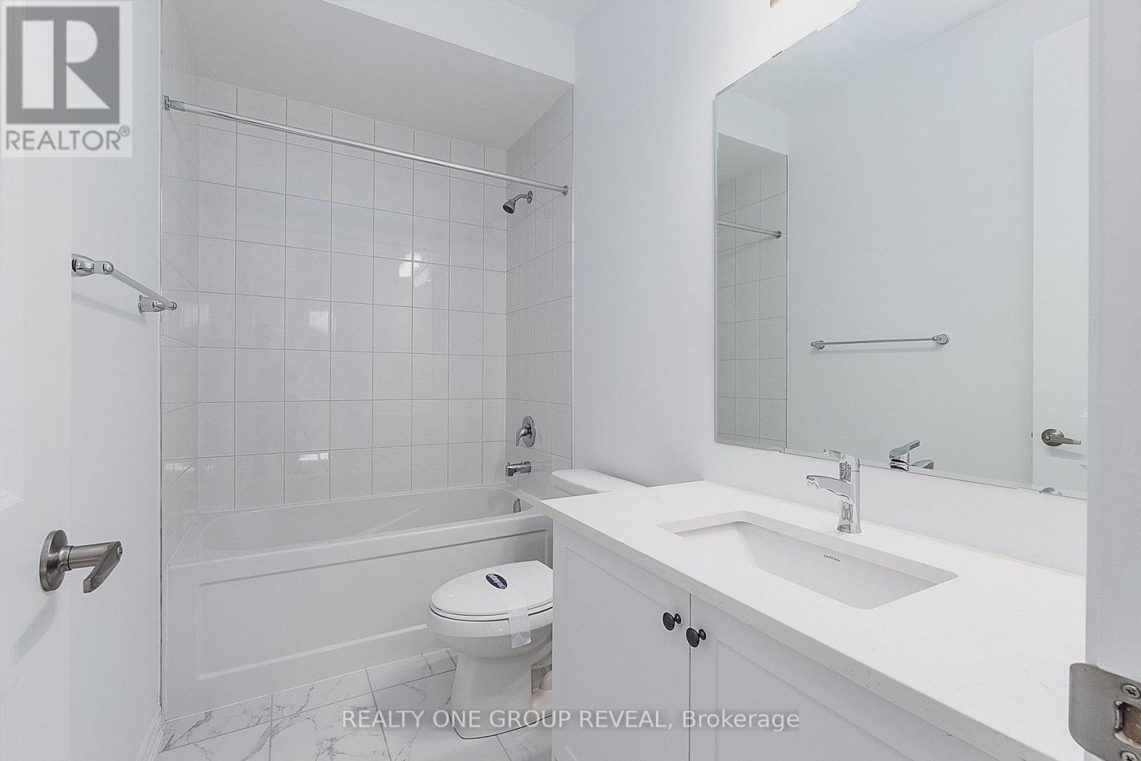 3418 Deepglad Path, Pickering, Ontario  L1X 0J2 - Photo 25 - E13835232