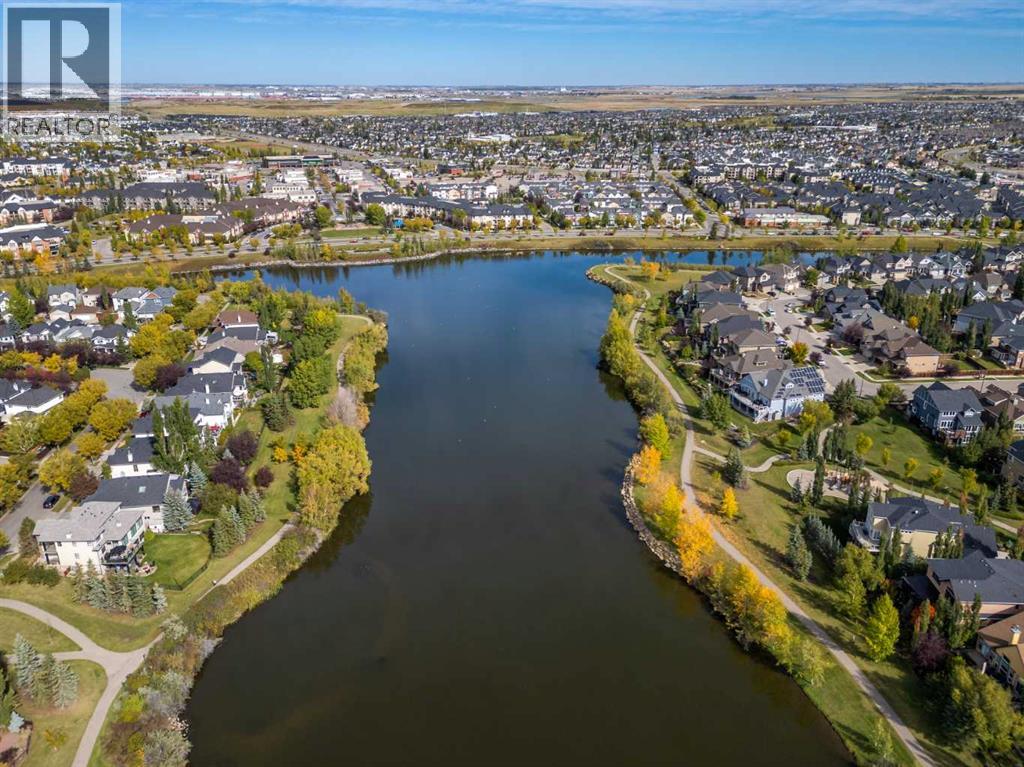 241 Elgin Gardens SE