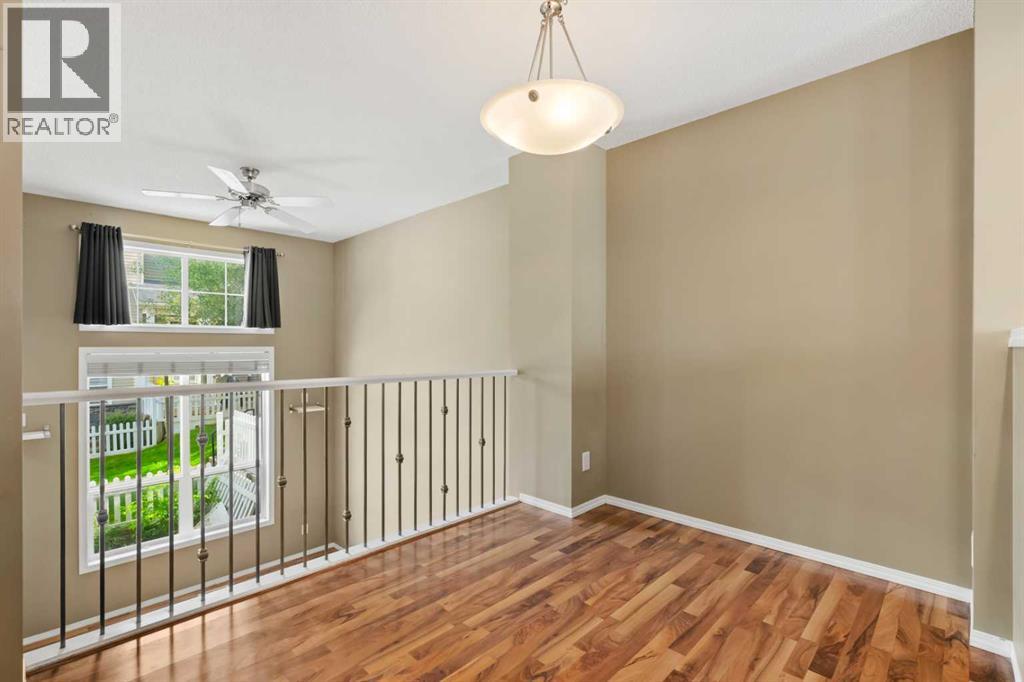 241 Elgin Gardens SE