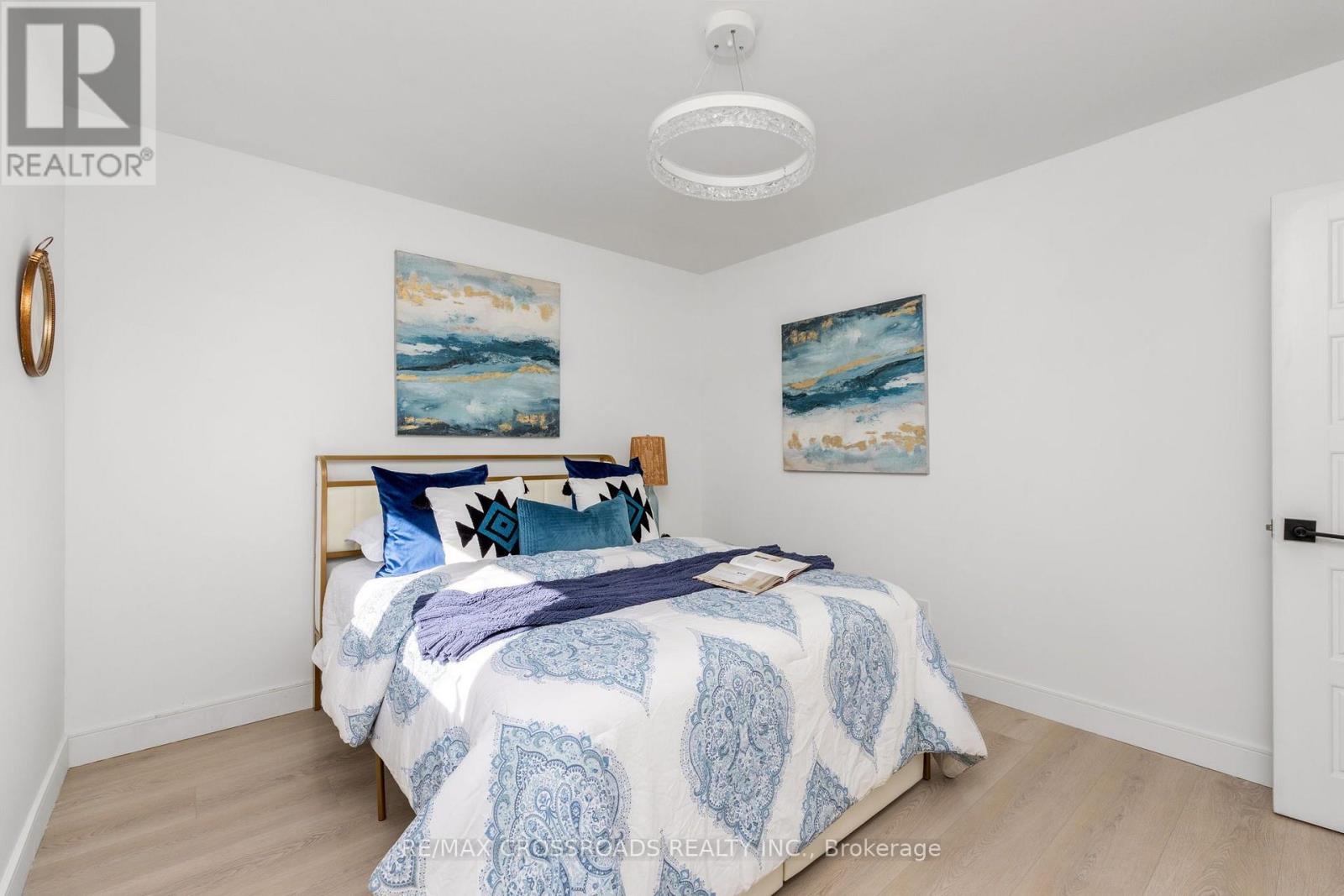 184 Laverock Avenue, Richmond Hill, Ontario  L4C 4K3 - Photo 17 - N13834946