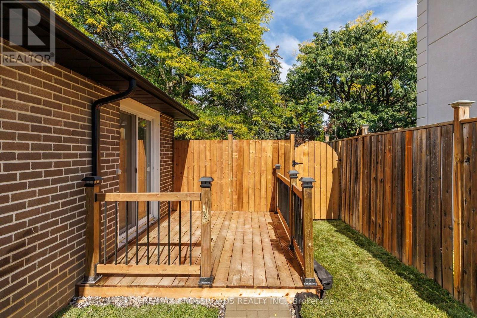 184 Laverock Avenue, Richmond Hill, Ontario  L4C 4K3 - Photo 28 - N13834946