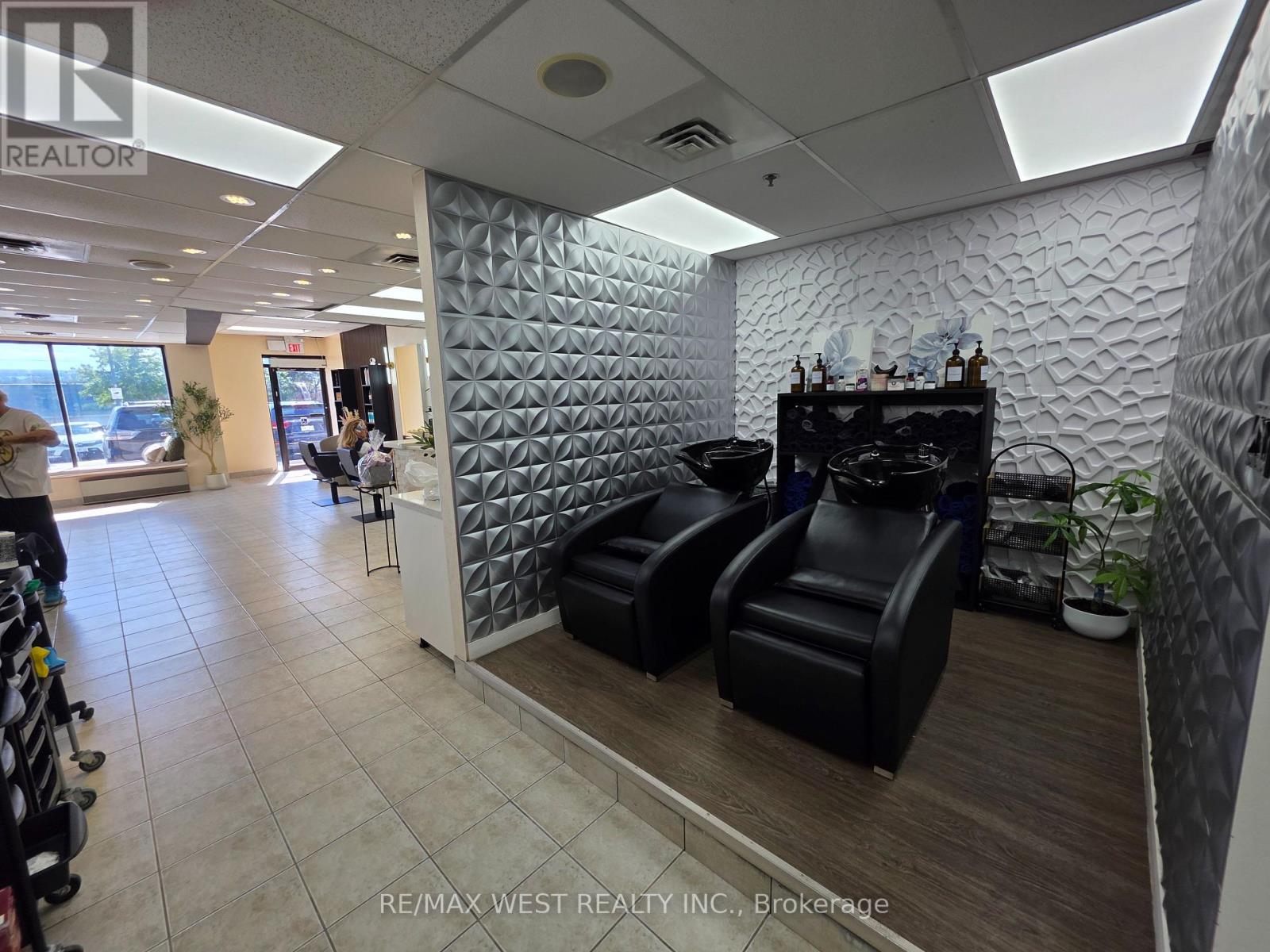 1b - Rm 2 - 1102 Centre Street, Vaughan (Beverley Glen), Ontario  L4J 3M8 - Photo 5 - N13834960