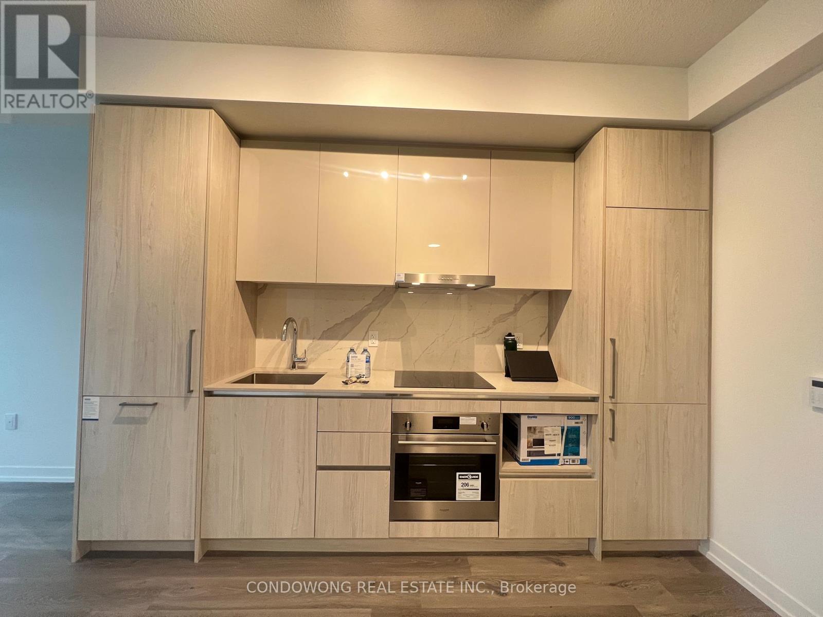 2910 - 225 Commerce Street, Vaughan (Vaughan Corporate Centre), Ontario  L4K 0R1 - Photo 4 - N13835018