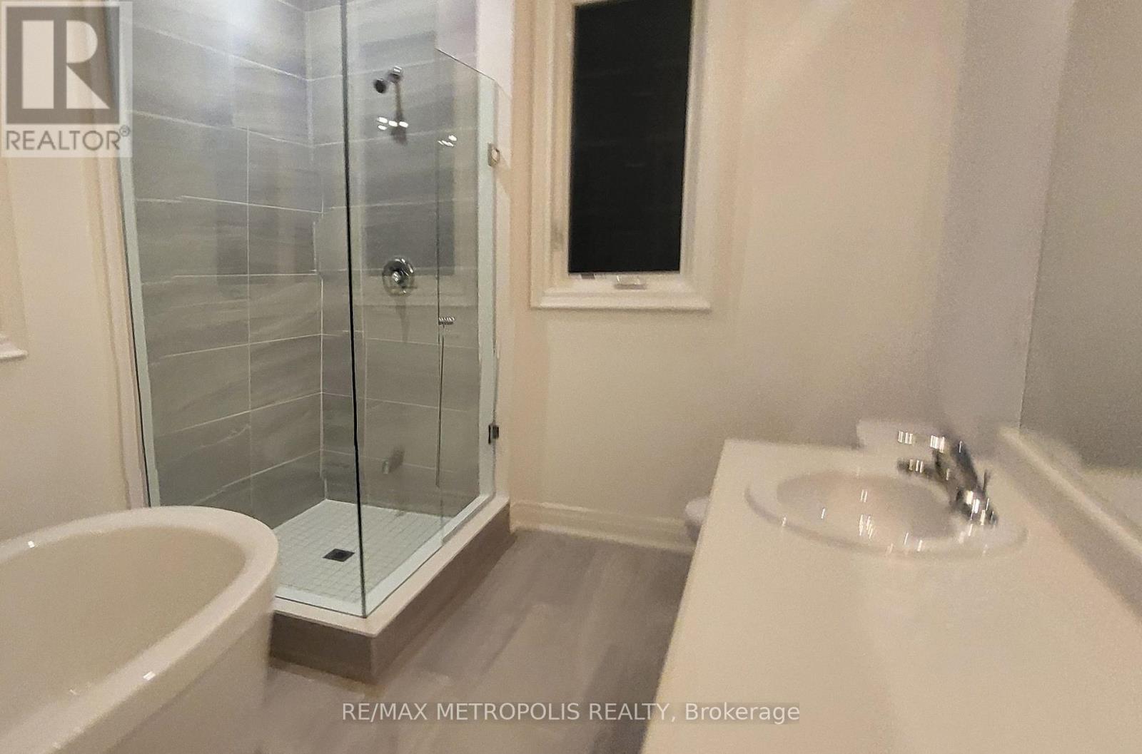 10 Wraggs Road, Bradford West Gwillimbury, Ontario  L3Z 4N1 - Photo 14 - N13835092