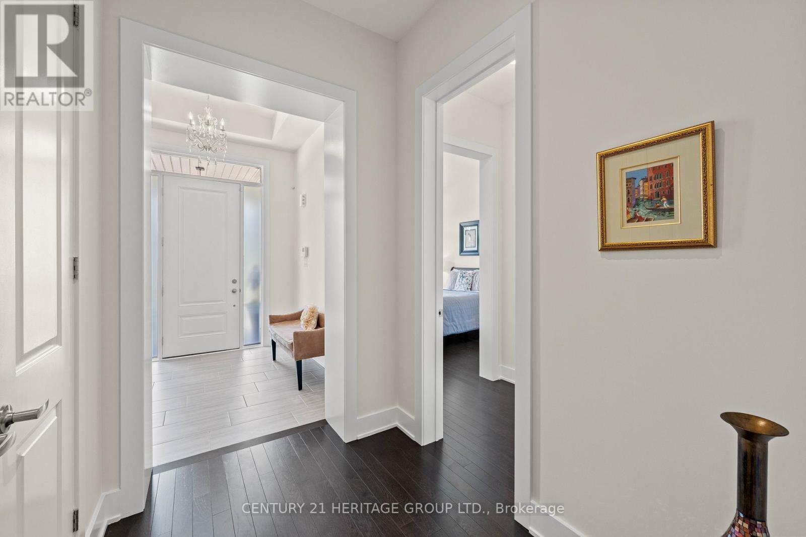 18 Mumberson Street, Innisfil, Ontario  L0L 1L0 - Photo 7 - N13835234