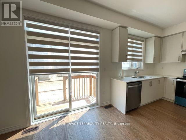 142 Shepherd Drive, Barrie, Ontario  L9J 0P9 - Photo 12 - S13834938