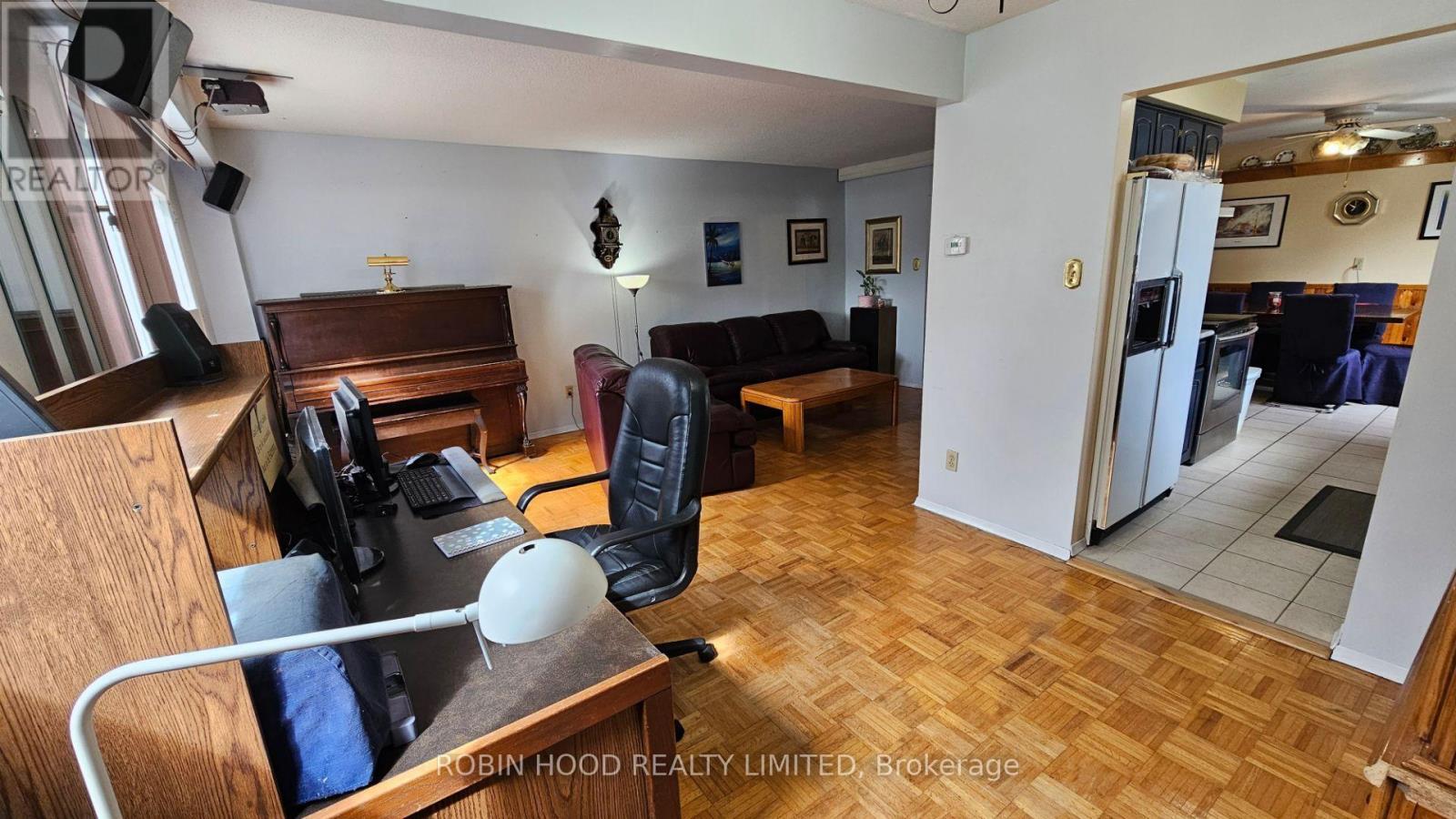 1 - 86a Bernick Drive, Barrie (Grove East), Ontario  L4M 2V6 - Photo 13 - S13835166