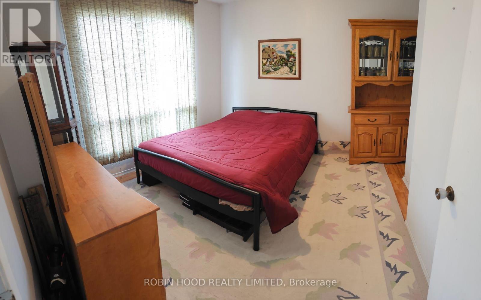 1 - 86a Bernick Drive, Barrie (Grove East), Ontario  L4M 2V6 - Photo 15 - S13835166