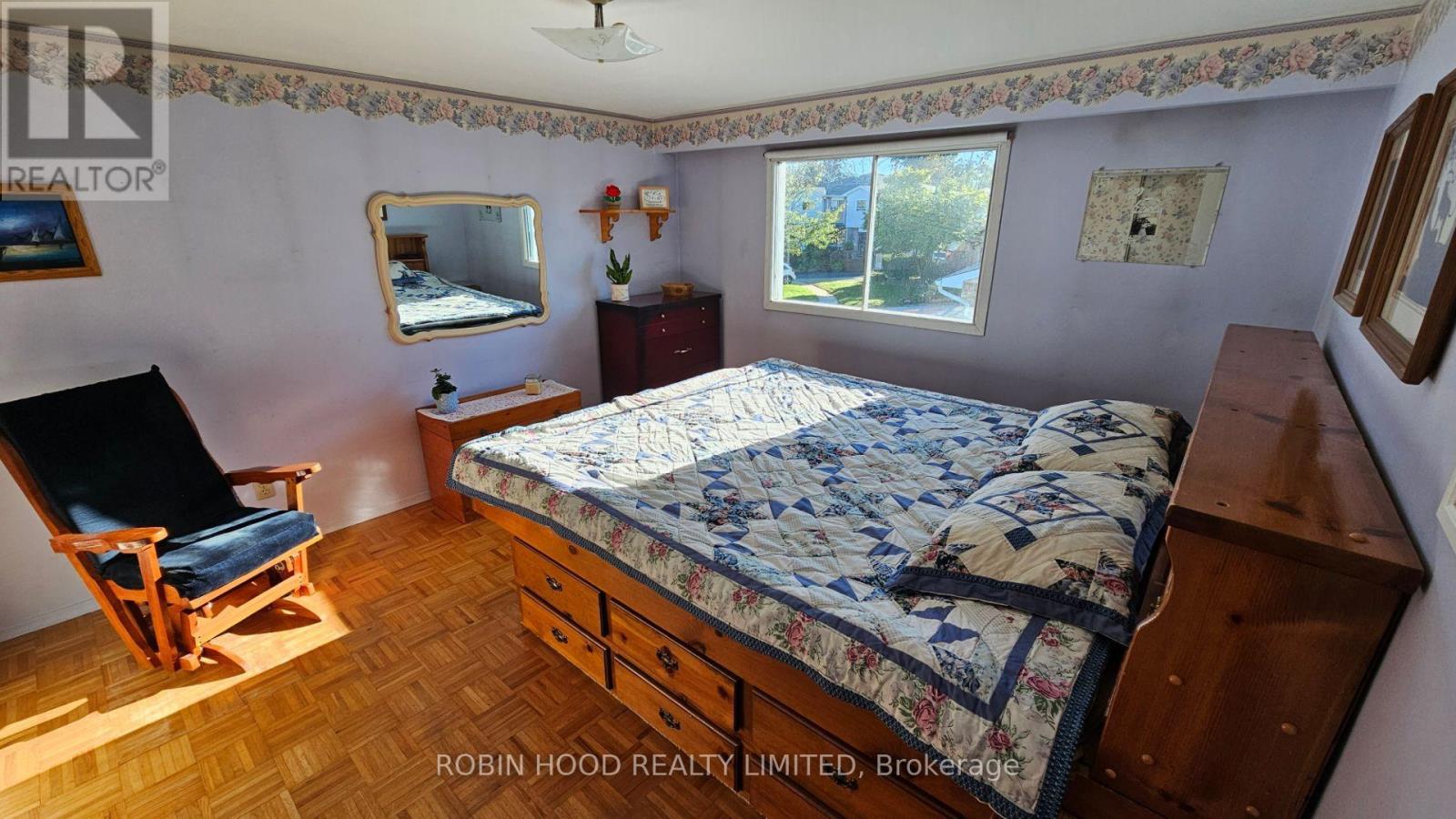 1 - 86a Bernick Drive, Barrie (Grove East), Ontario  L4M 2V6 - Photo 18 - S13835166