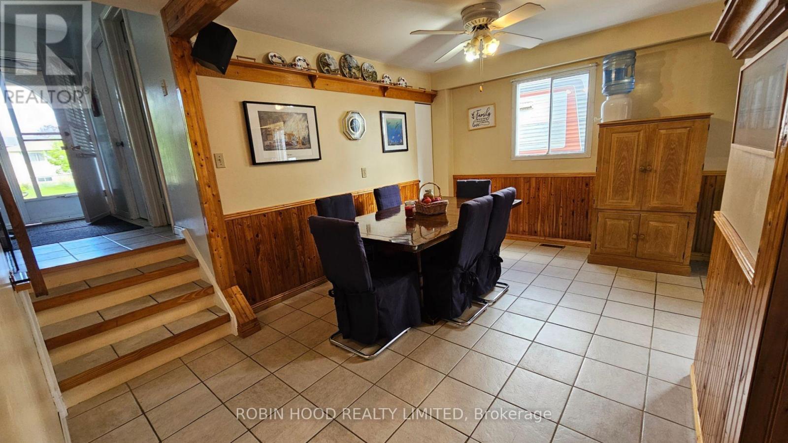 1 - 86a Bernick Drive, Barrie (Grove East), Ontario  L4M 2V6 - Photo 2 - S13835166
